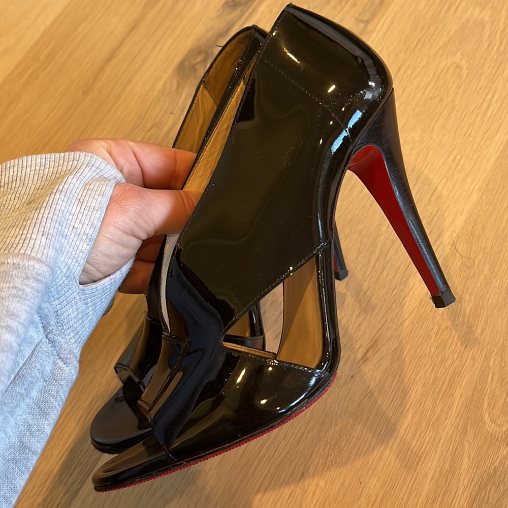 Rare Christian Louboutin Sz 39